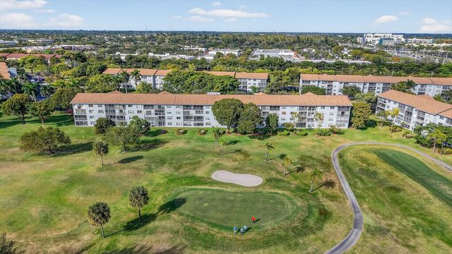 12500 SW 6th Street 110 N, Pembroke Pines, FL 33027