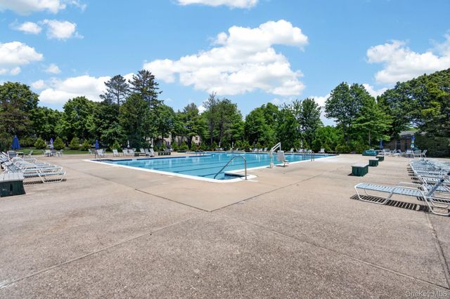182 Fairview Circle, Middle Island, NY 11953