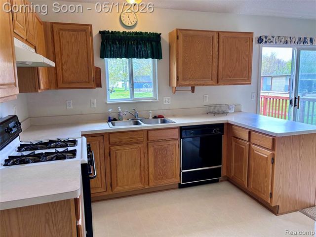1020 Channel Drive, Marine City, MI 48039