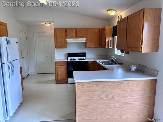 1020 Channel Drive, Marine City, MI 48039