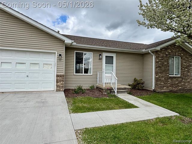 1020 Channel Drive, Marine City, MI 48039