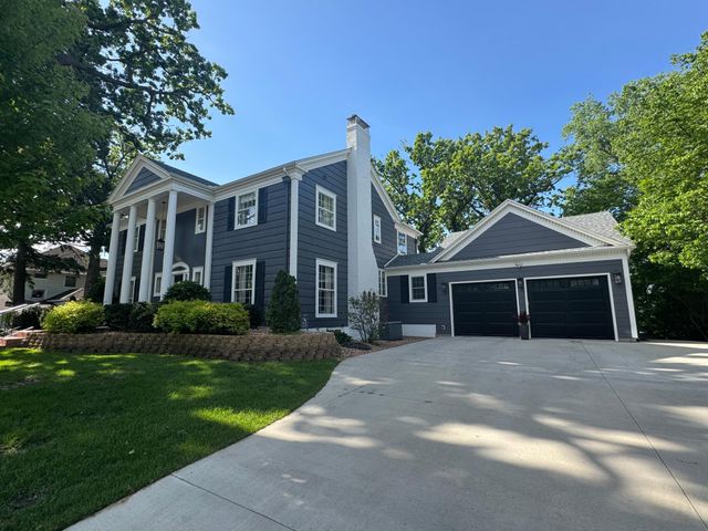 125 Homewood Drive, Fairmont, MN 56031