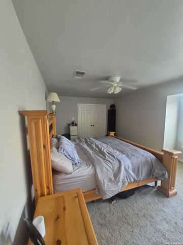 15011 Enchanted Castle, San Antonio, TX 78247