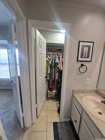 15011 Enchanted Castle, San Antonio, TX 78247