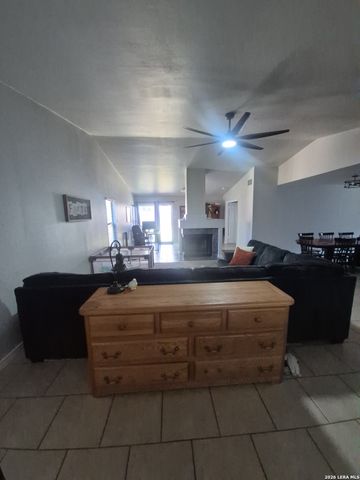 15011 Enchanted Castle, San Antonio, TX 78247