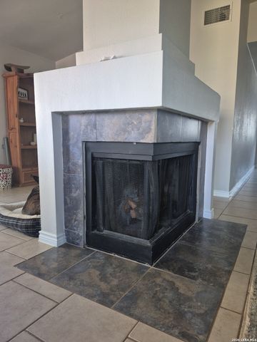 15011 Enchanted Castle, San Antonio, TX 78247