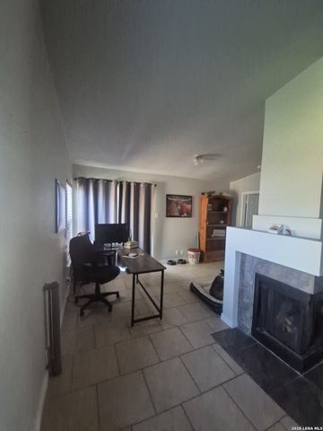 15011 Enchanted Castle, San Antonio, TX 78247