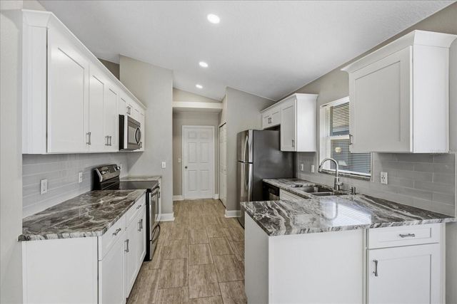 235 EASTON CIRCLE, Oviedo, FL 32765