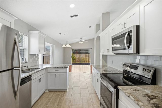 235 EASTON CIRCLE, Oviedo, FL 32765