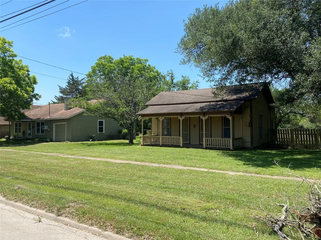 516 S Mckinney Street, Mexia, TX 76667