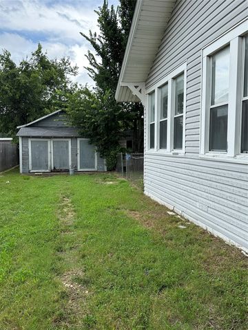 516 S Mckinney Street, Mexia, TX 76667
