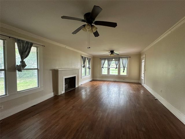 516 S Mckinney Street, Mexia, TX 76667