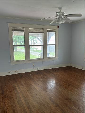 516 S Mckinney Street, Mexia, TX 76667