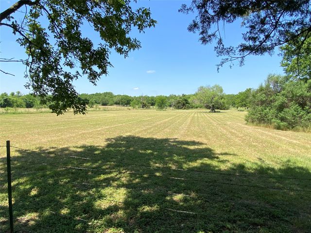 516 S Mckinney Street, Mexia, TX 76667