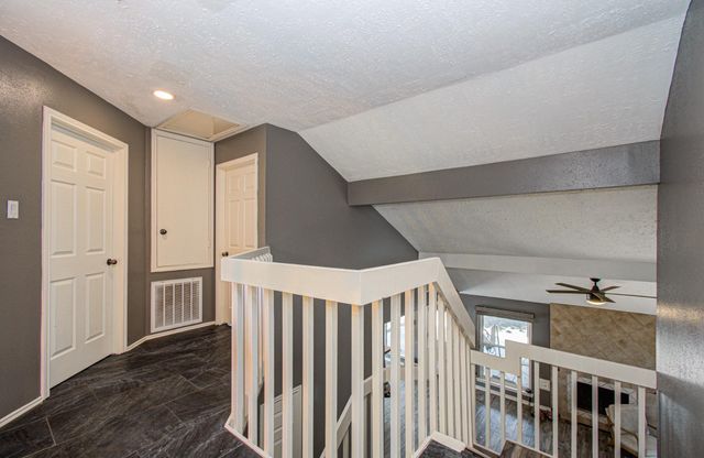 2122 Courtshire Lane, Sugar Land, TX 77478