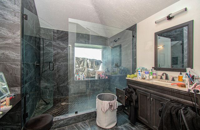 2122 Courtshire Lane, Sugar Land, TX 77478