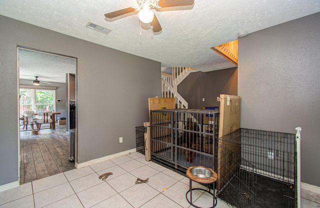 2122 Courtshire Lane, Sugar Land, TX 77478