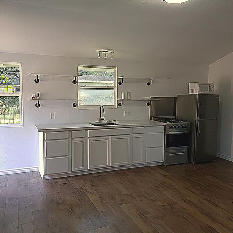 510 S Belknap Street, Sugar Land, TX 77478