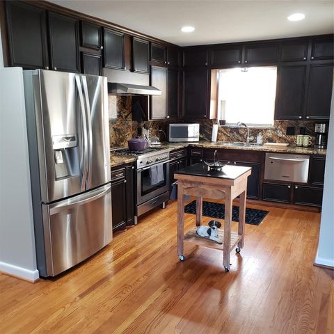 510 S Belknap Street, Sugar Land, TX 77478