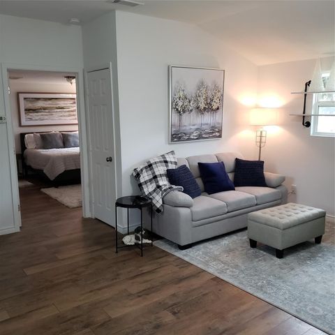 510 S Belknap Street, Sugar Land, TX 77478