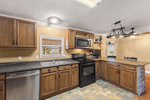 220 Dubose, Hattiesburg, MS 39401