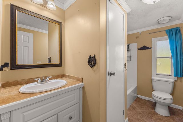 220 Dubose, Hattiesburg, MS 39401