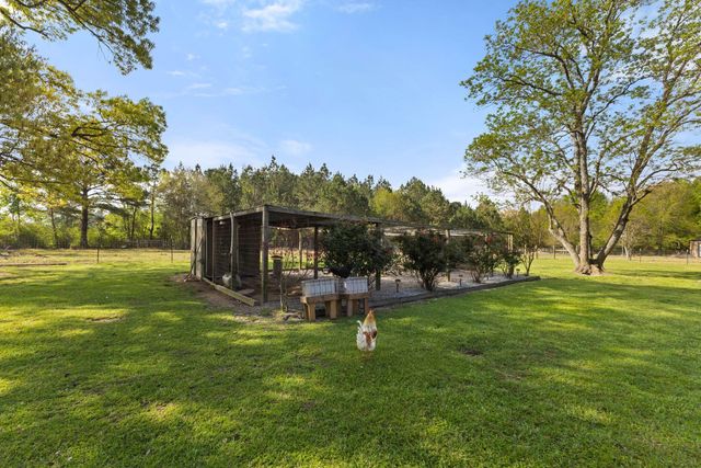 220 Dubose, Hattiesburg, MS 39401