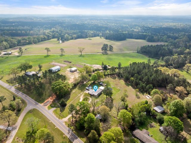 220 Dubose, Hattiesburg, MS 39401