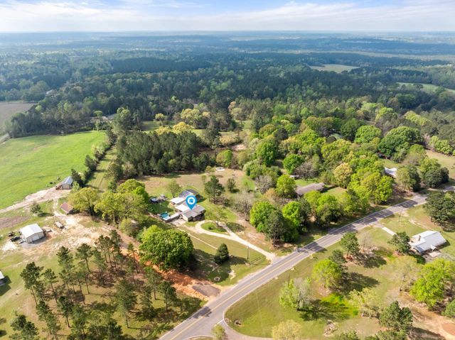 220 Dubose, Hattiesburg, MS 39401