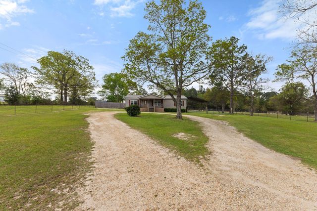 220 Dubose, Hattiesburg, MS 39401