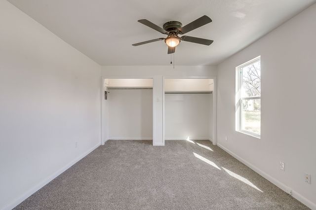 5320 Cahill Oval Street, River Oaks, TX 76114