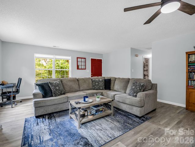 18 Buckle Ridge, Weaverville, NC 28787