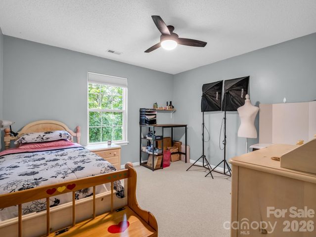 18 Buckle Ridge, Weaverville, NC 28787
