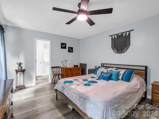 18 Buckle Ridge, Weaverville, NC 28787
