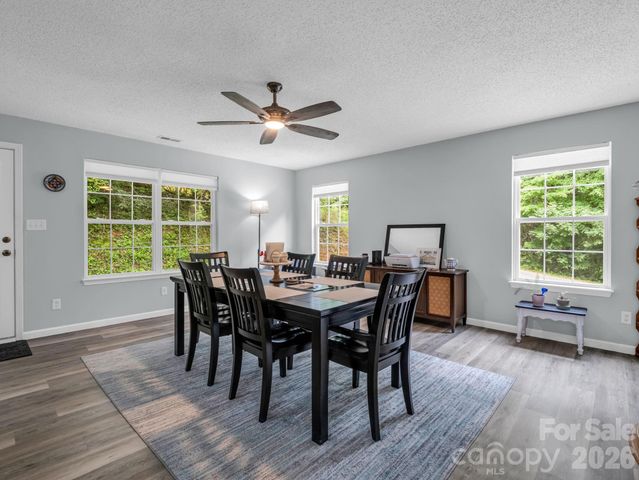 18 Buckle Ridge, Weaverville, NC 28787