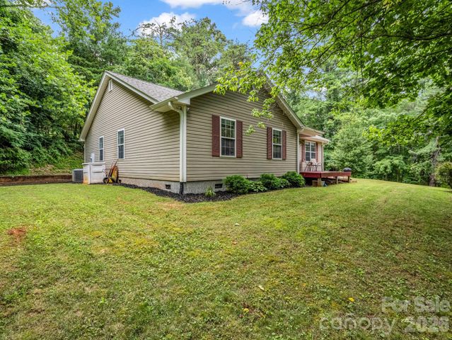 18 Buckle Ridge, Weaverville, NC 28787