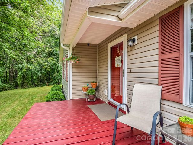 18 Buckle Ridge, Weaverville, NC 28787