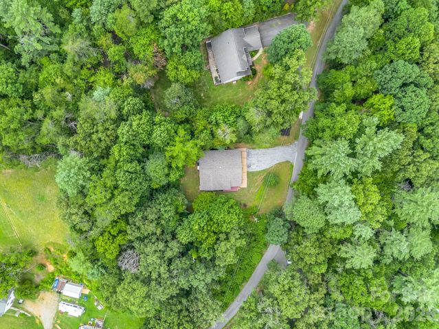 18 Buckle Ridge, Weaverville, NC 28787