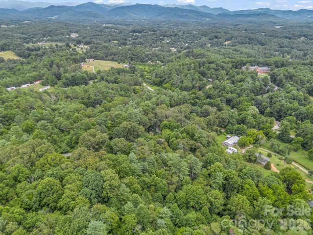 18 Buckle Ridge, Weaverville, NC 28787