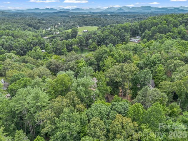 18 Buckle Ridge, Weaverville, NC 28787