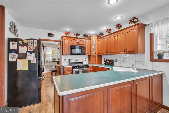 908 PLYMOUTH PL, Turnersville, NJ 08012