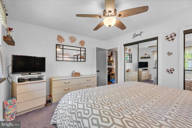 908 PLYMOUTH PL, Turnersville, NJ 08012