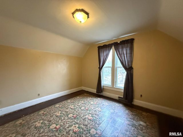 796 Peck Street, Galesburg, IL 61401