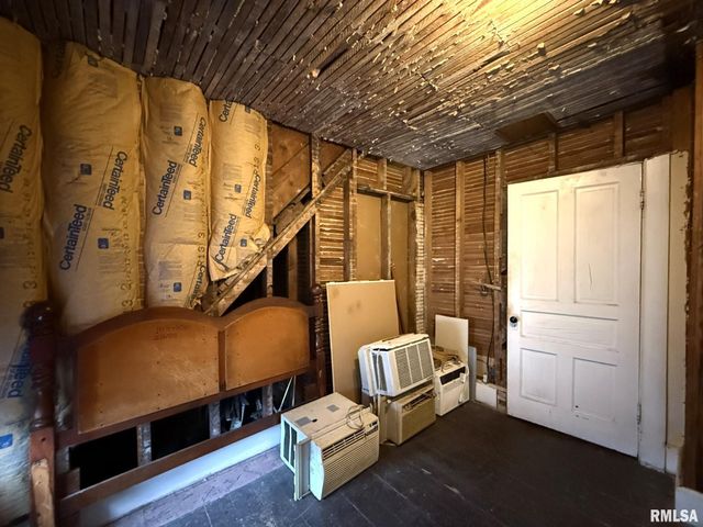 796 Peck Street, Galesburg, IL 61401