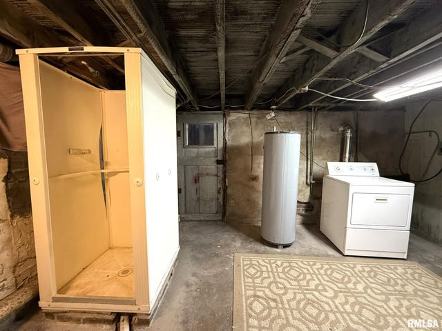 796 Peck Street, Galesburg, IL 61401