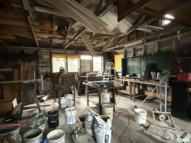 796 Peck Street, Galesburg, IL 61401