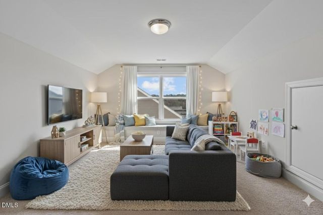 313 Sailor Way, Fuquay Varina, NC 27526