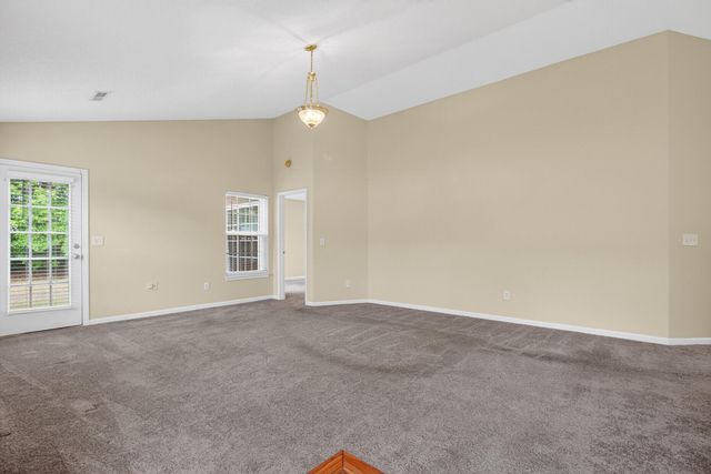 128 Savannah River Drive, Summerville, SC 29485