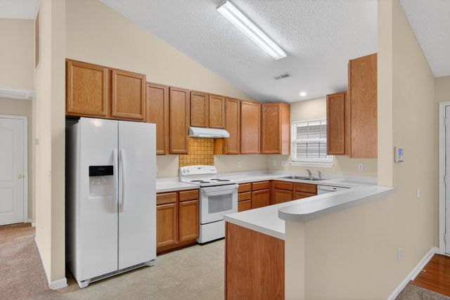 128 Savannah River Drive, Summerville, SC 29485