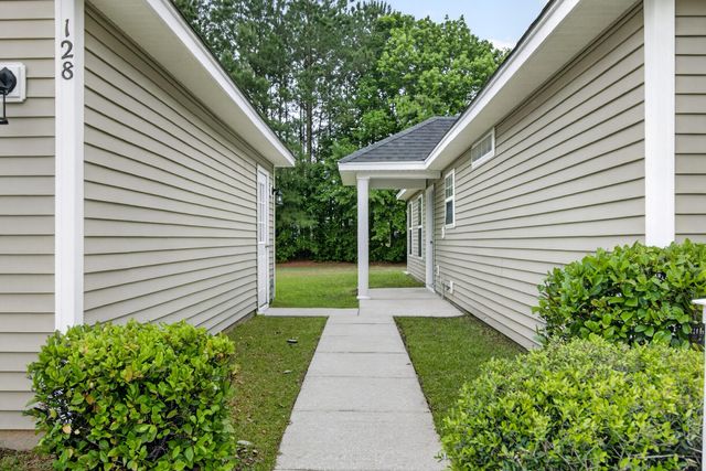128 Savannah River Drive, Summerville, SC 29485